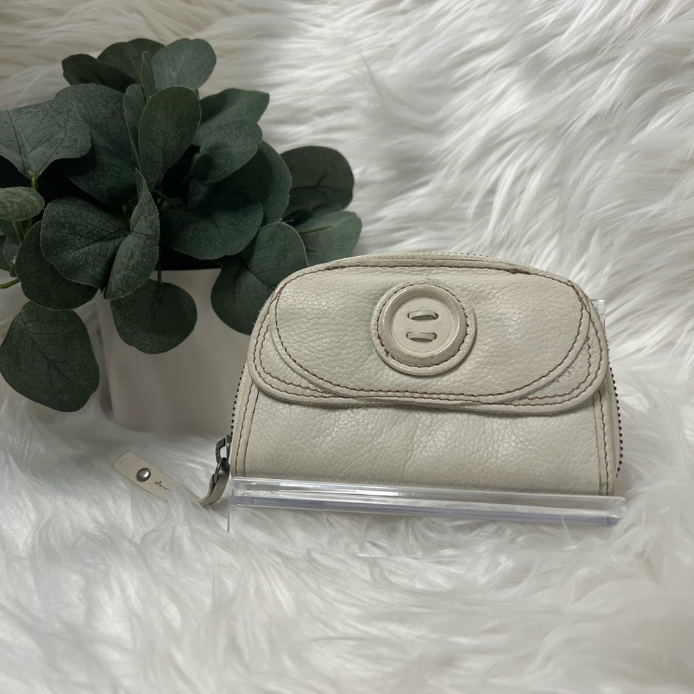 Fossil Small Leather Wallet in Light Cream